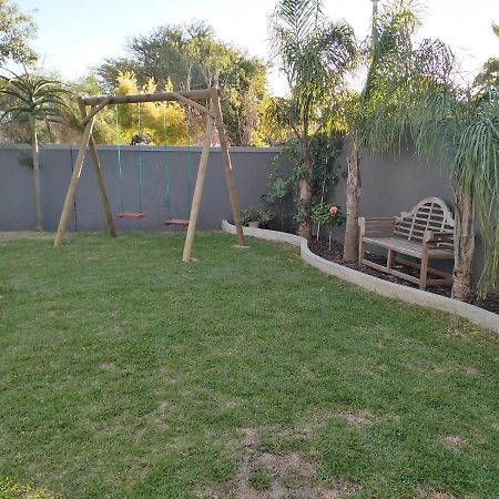 Hayley'S Place Cape Town Exterior photo