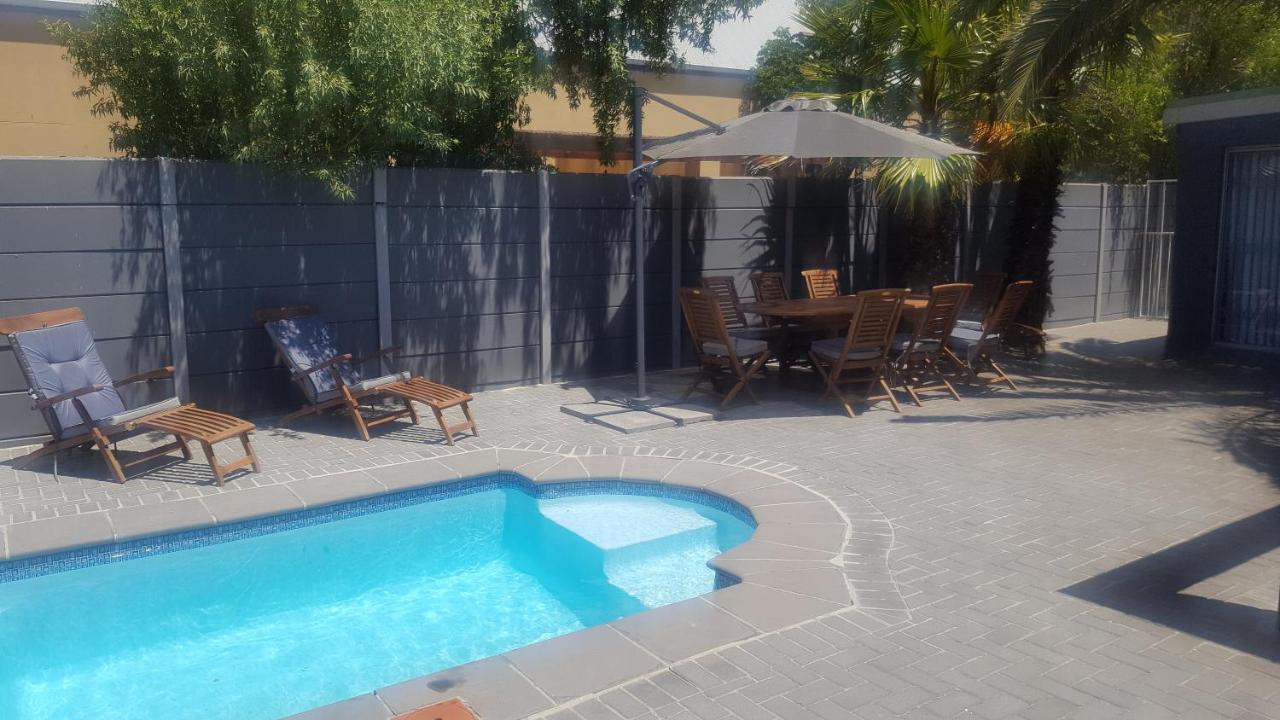 Hayley'S Place Cape Town Exterior photo