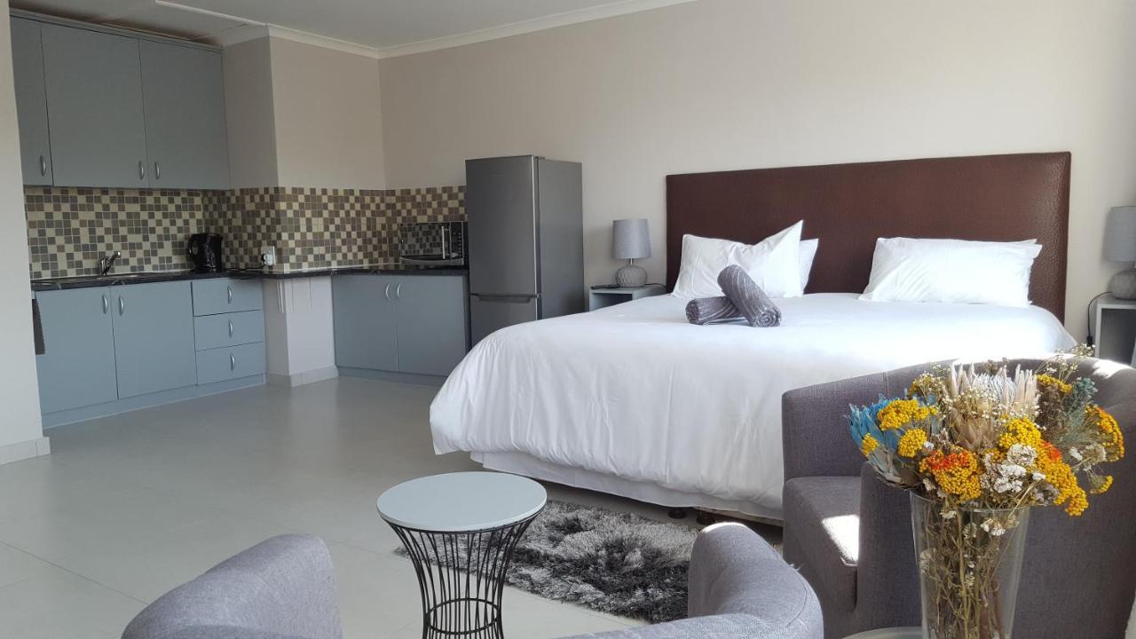 Hayley'S Place Cape Town Exterior photo